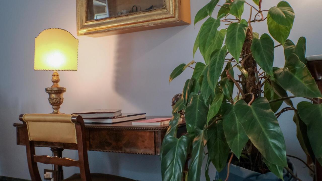 Donna Guia Suite Palermo Exterior foto