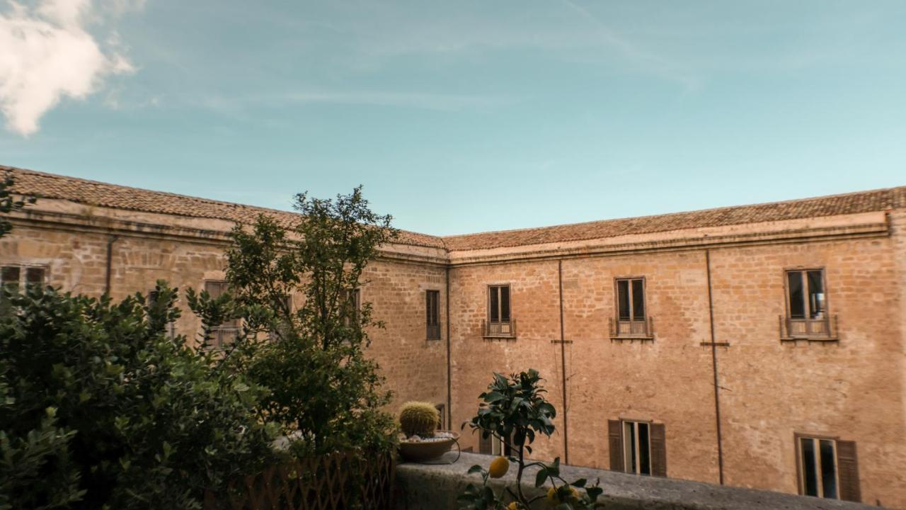 Donna Guia Suite Palermo Exterior foto