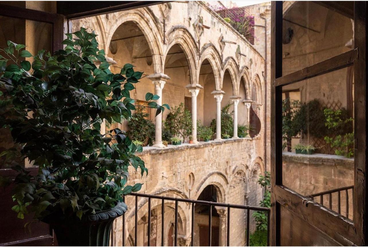 Donna Guia Suite Palermo Exterior foto